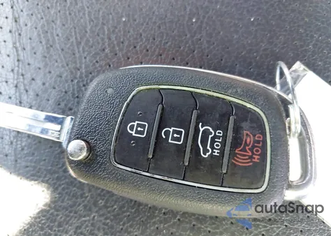 2016 Hyundai Tucson Eco z USA, uszkodzony, nr VIN KM8J33A23GU133945